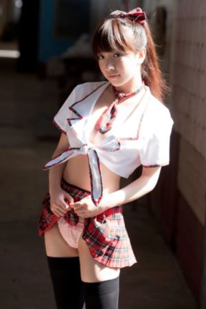 欧洲美女祼体露阴道_有字幕完整版